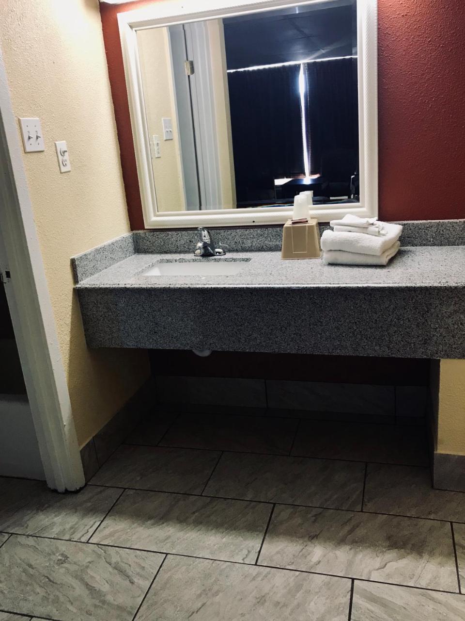 Executive Inn Техаркана Экстерьер фото